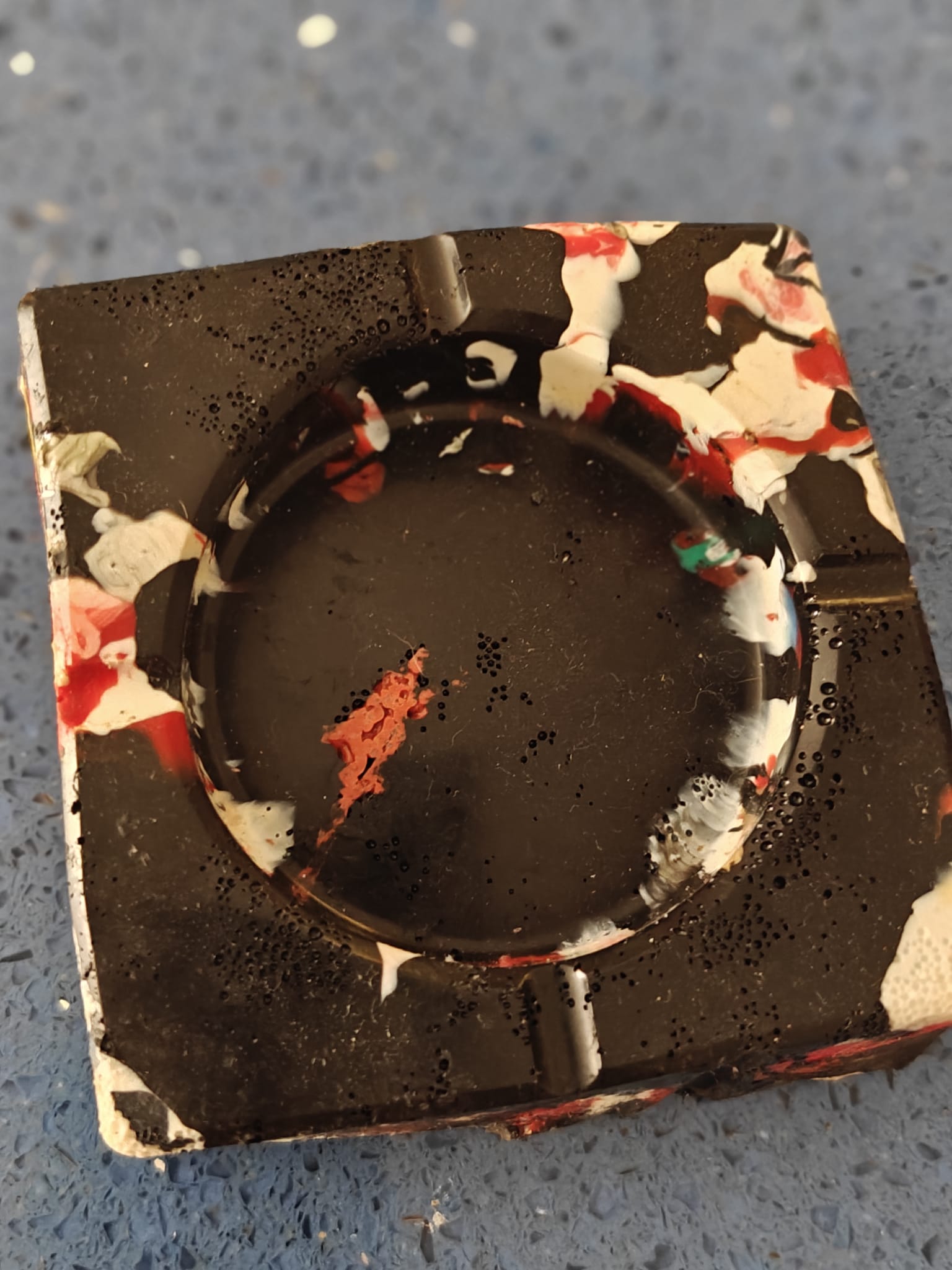 Moulded Square Ashtray – Black, White & Red - Poetic Vision