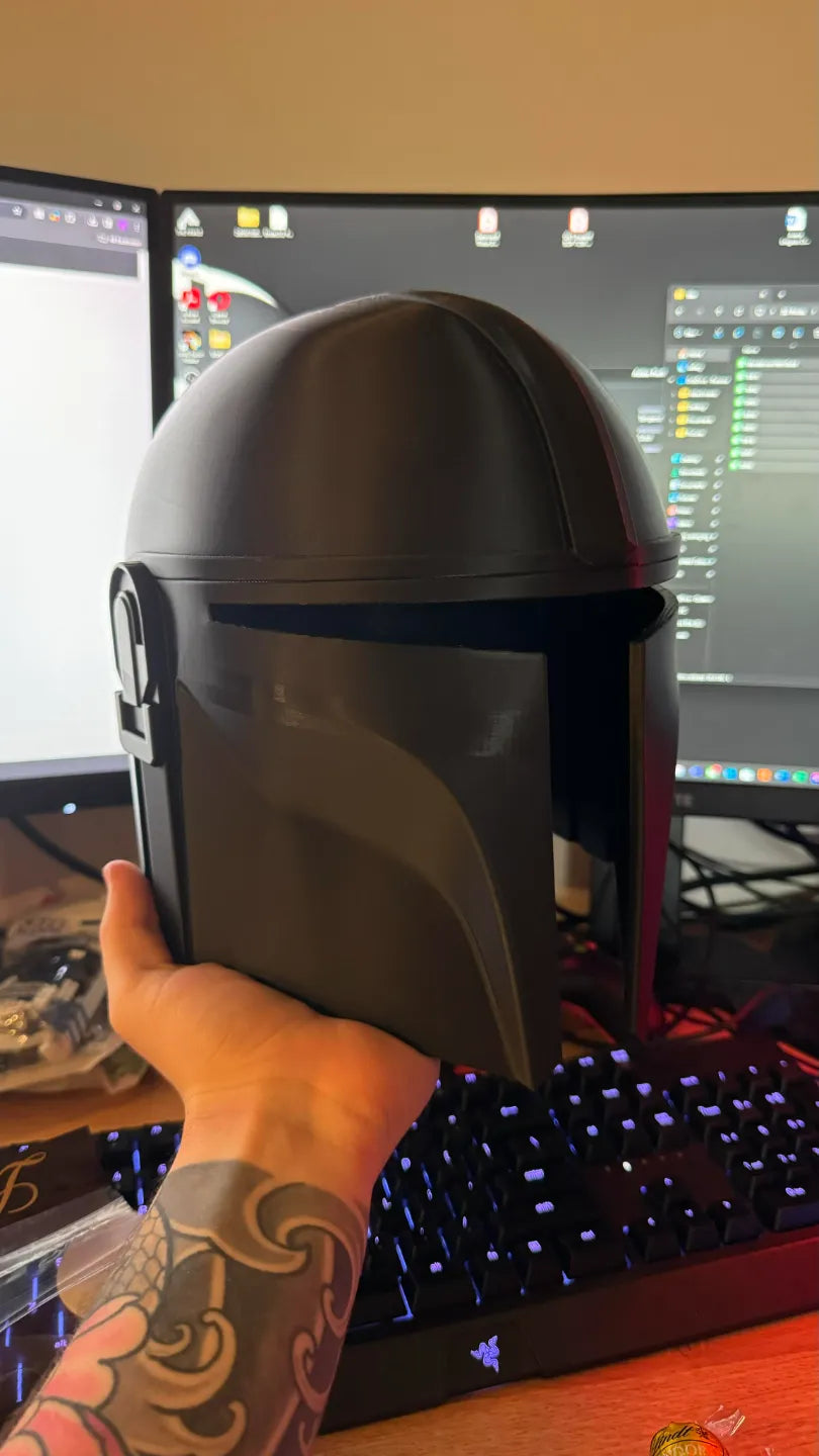 Mandalorian Helmet - Poetic Vision