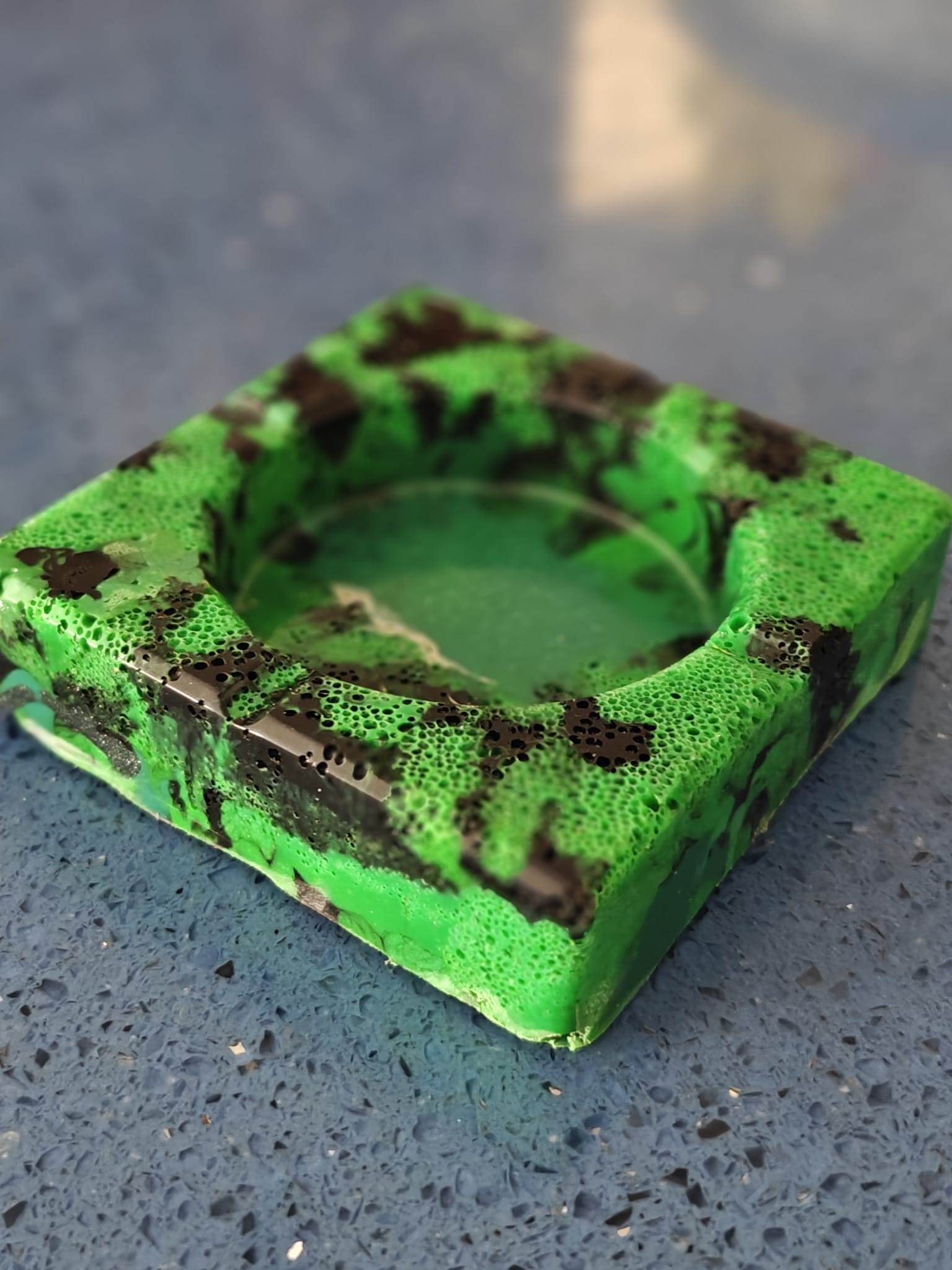 Moulded Square Ashtray - Black and Green