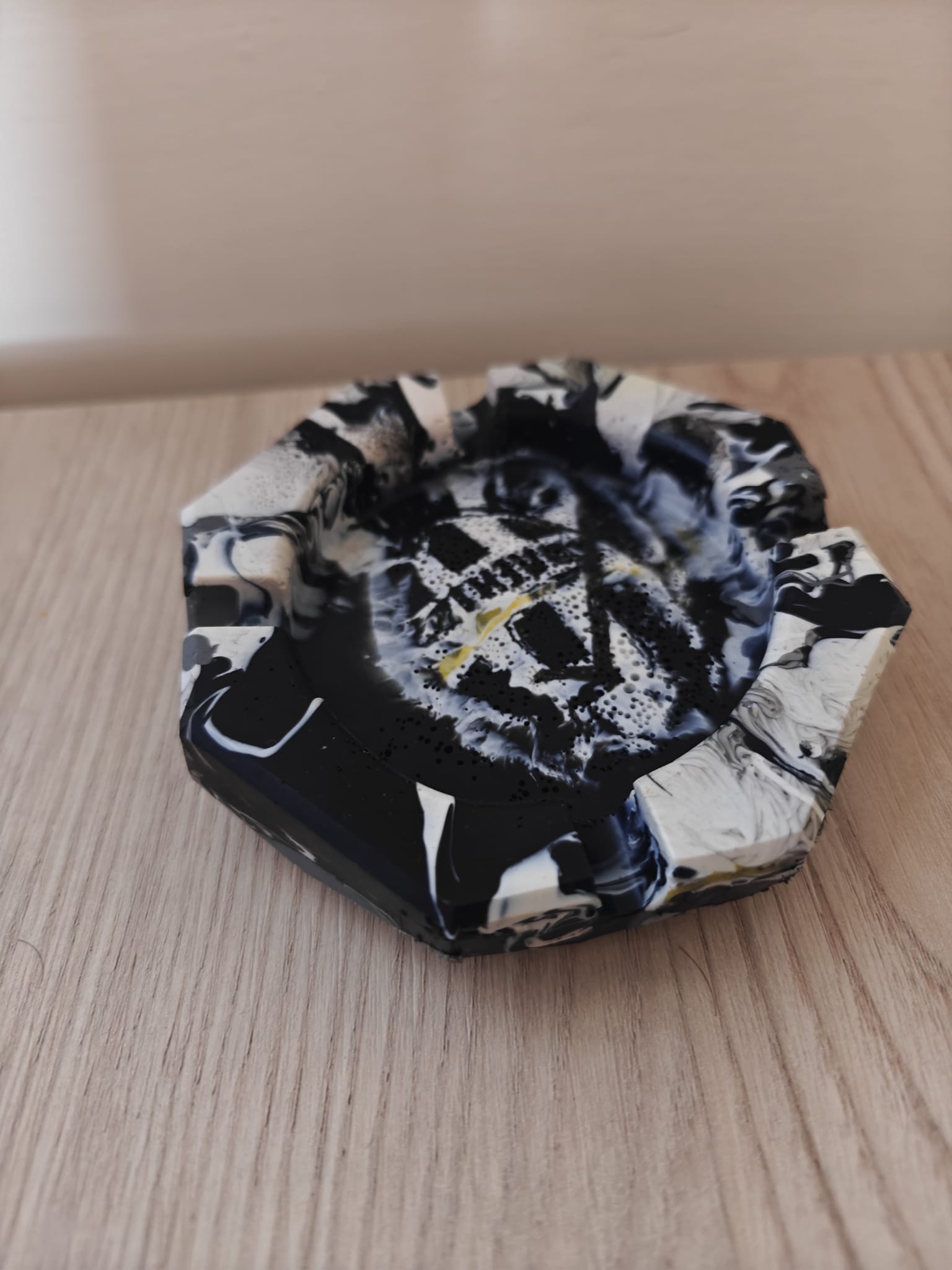 Moulded Juventus Circle Ashtray