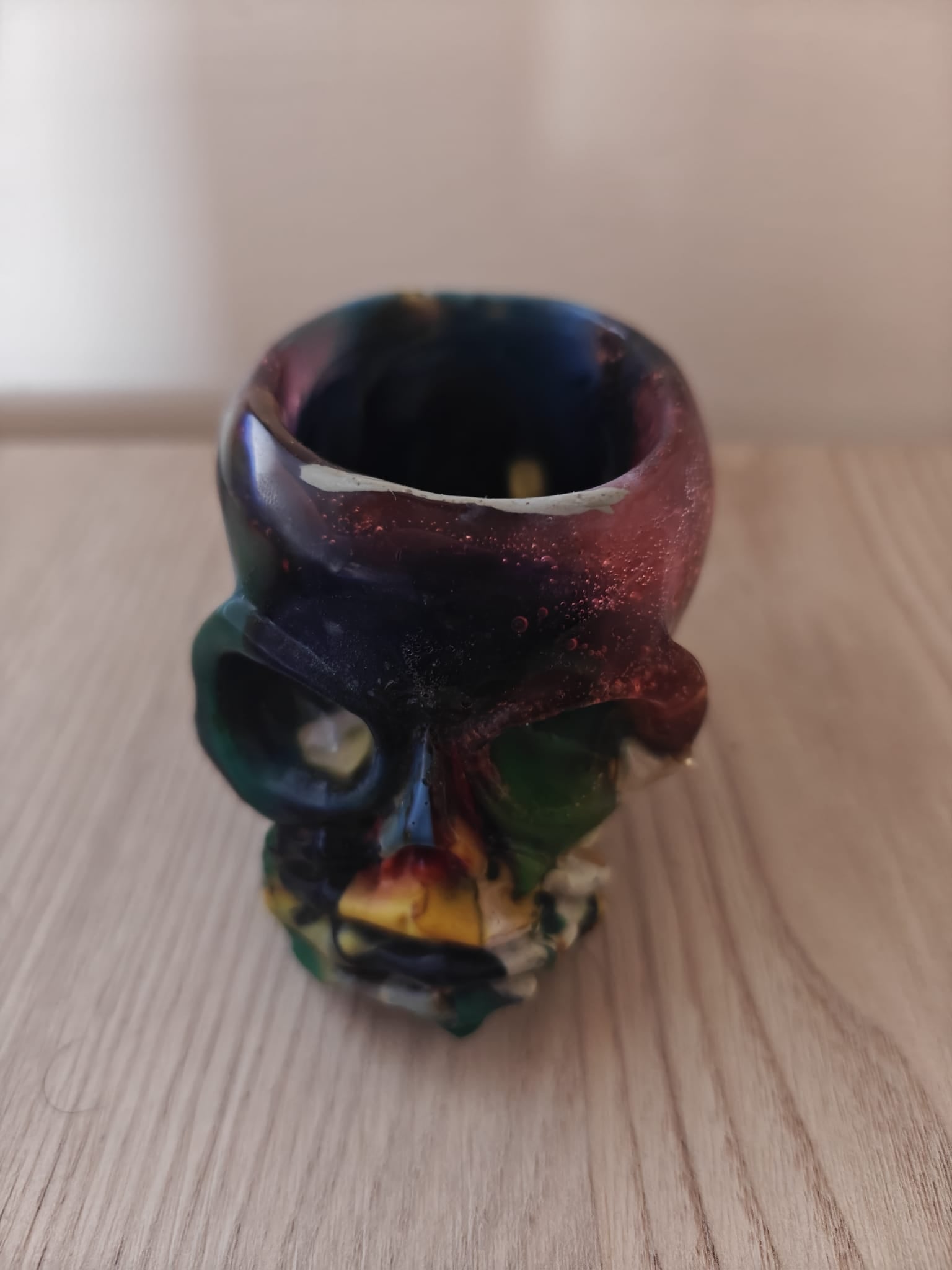 Moulded Skull with hollow Insert for tealights